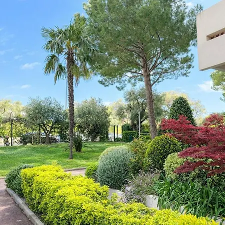Апартаменти Grand Avec Vue Juan-les-pins *
