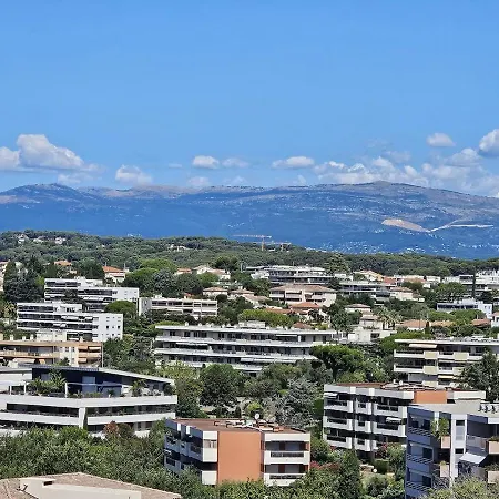 Апартаменти Grand Avec Vue Juan-les-pins
