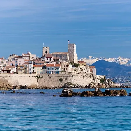 Grand Avec Vue Juan-les-pins *