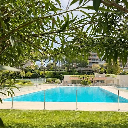 Grand Avec Vue Juan-les-pins Апартаменти *